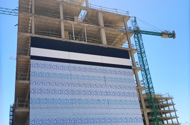 Fachada del Edificio Sinfonía del Canal